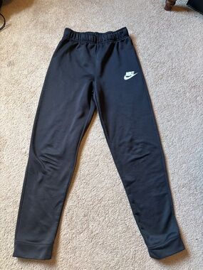 Nike Teen Black Fleece Jogger Pants